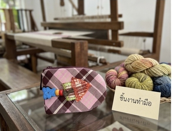 กระเป๋าใส่เหรียญผ้าทอแฮนด์เมด กระเป๋าใส่เหรียญผ้าทอแฮนด์เมด